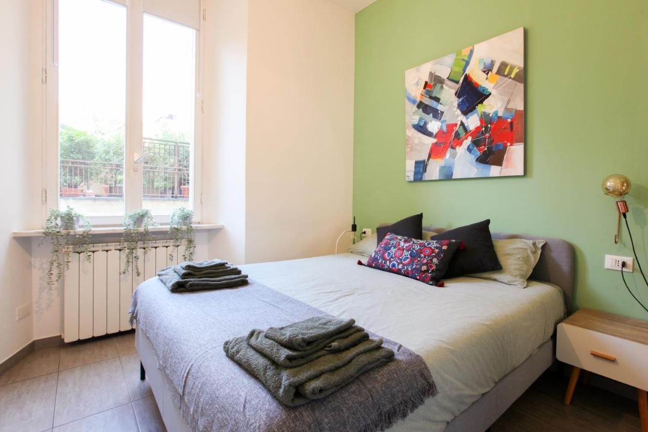 Modern Apartment Close To Shopping District Milan Bagian luar foto